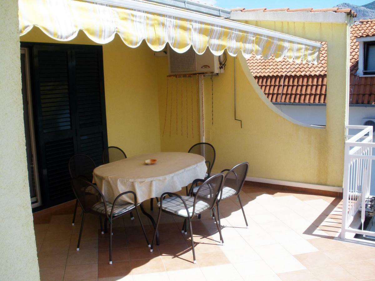 Duće Maglic Apartment מראה חיצוני תמונה