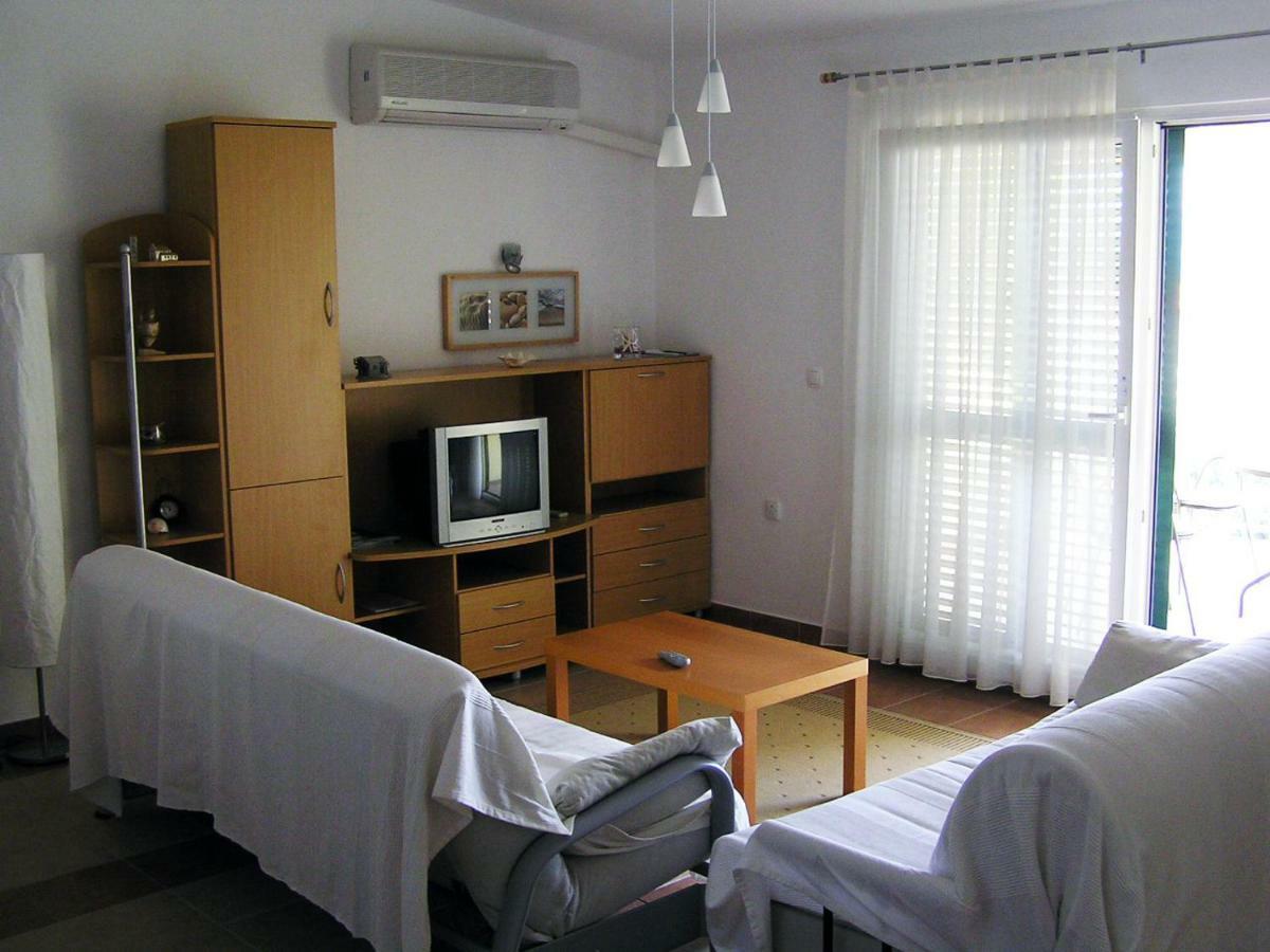 Duće Maglic Apartment מראה חיצוני תמונה